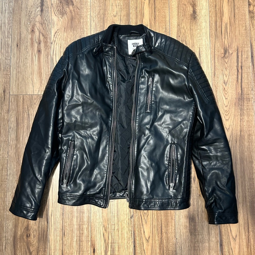 America Today Black Leather Jacket (L)